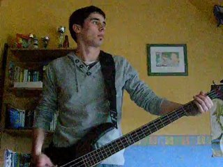 Bass cover- Kings of Leon "Use Somebody"