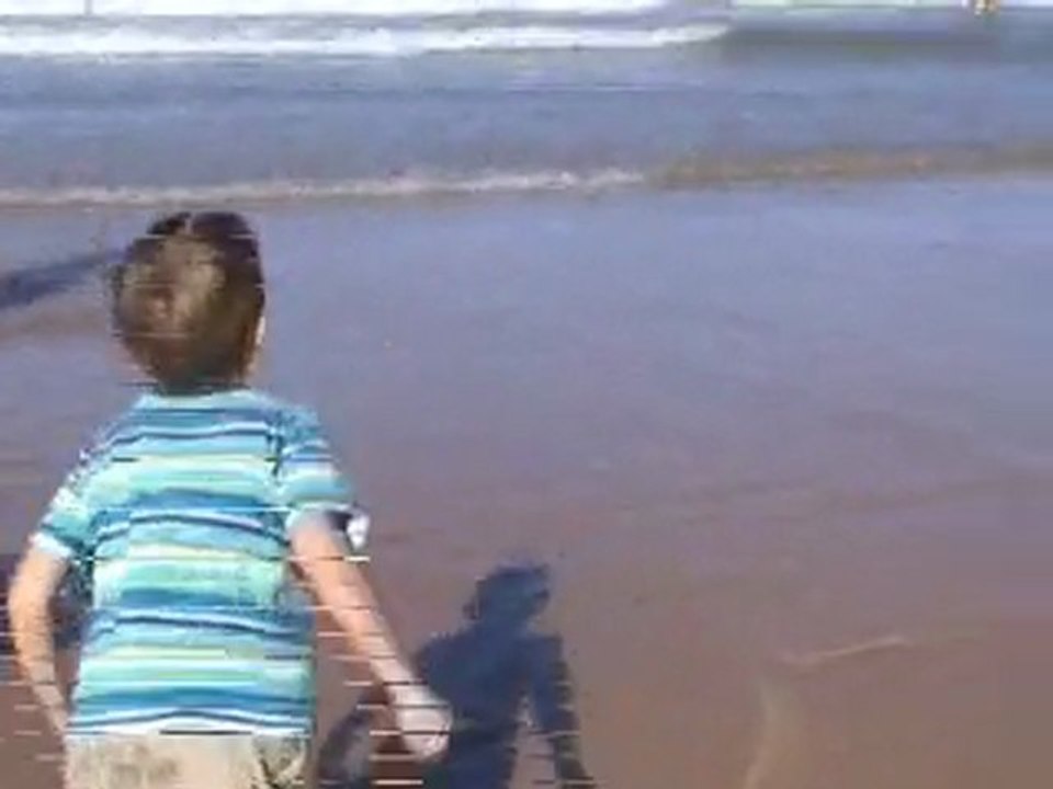 James Surfs at Dee Why beach!