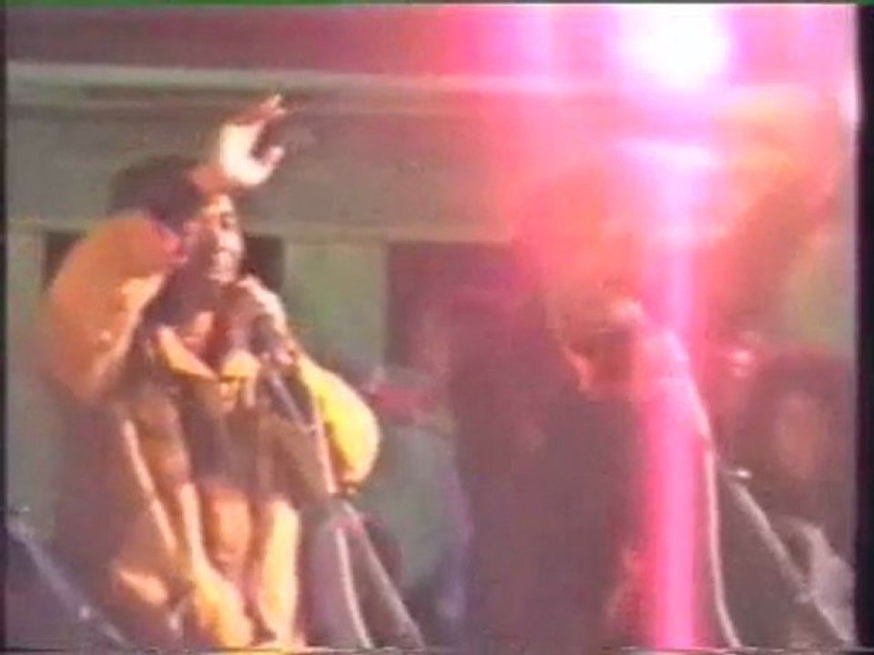 SOAVADIA  by  MAHALEO /   LOLO SY NY TARINY