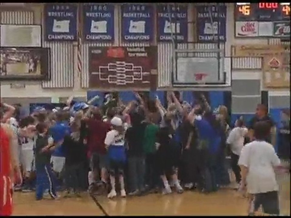 Girls Basketball: Molalla at Sutherlin (3/5/10)