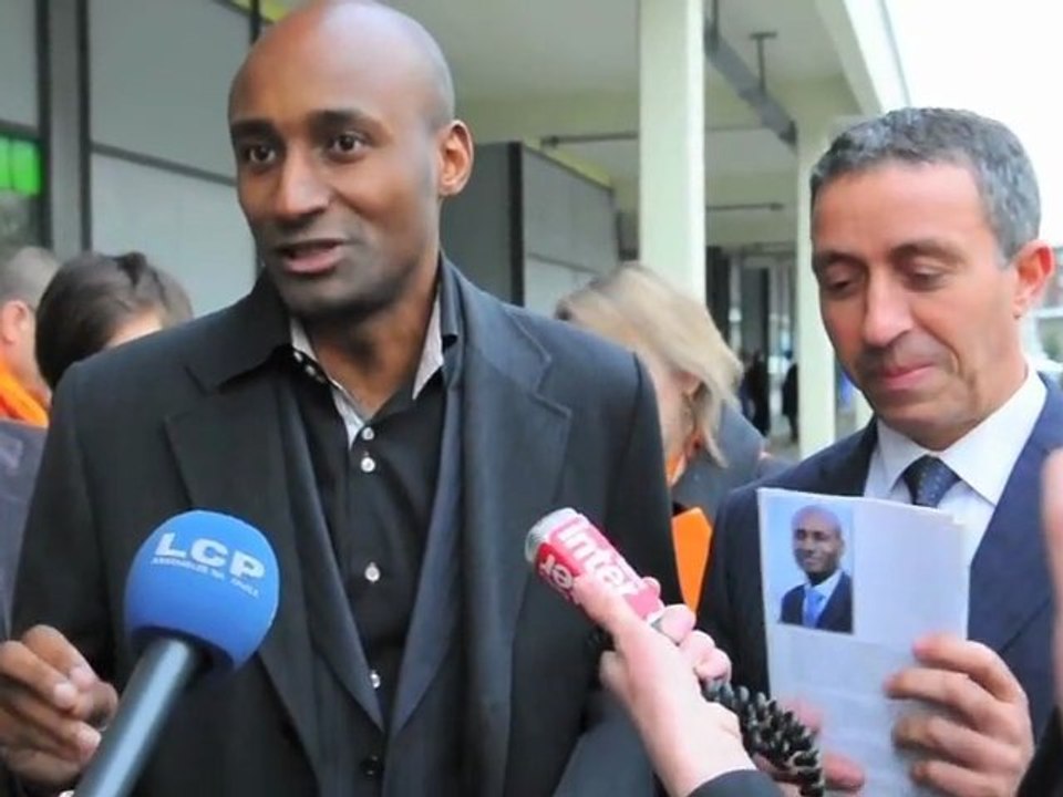 Alain Dolium en visite à La Courneuve avec Azouz Begad