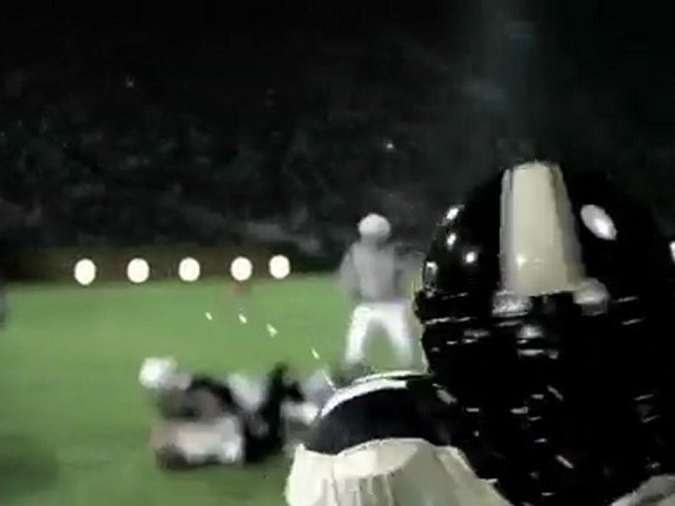 Ladainian Tomlinson Football Vizio Commercial