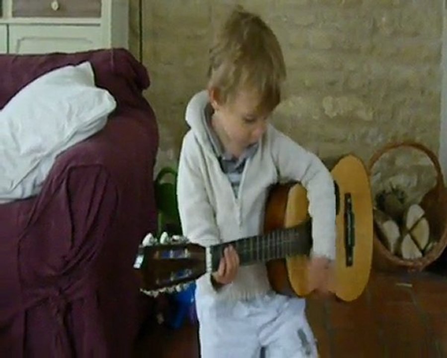Manec" hey ya" à la guitare