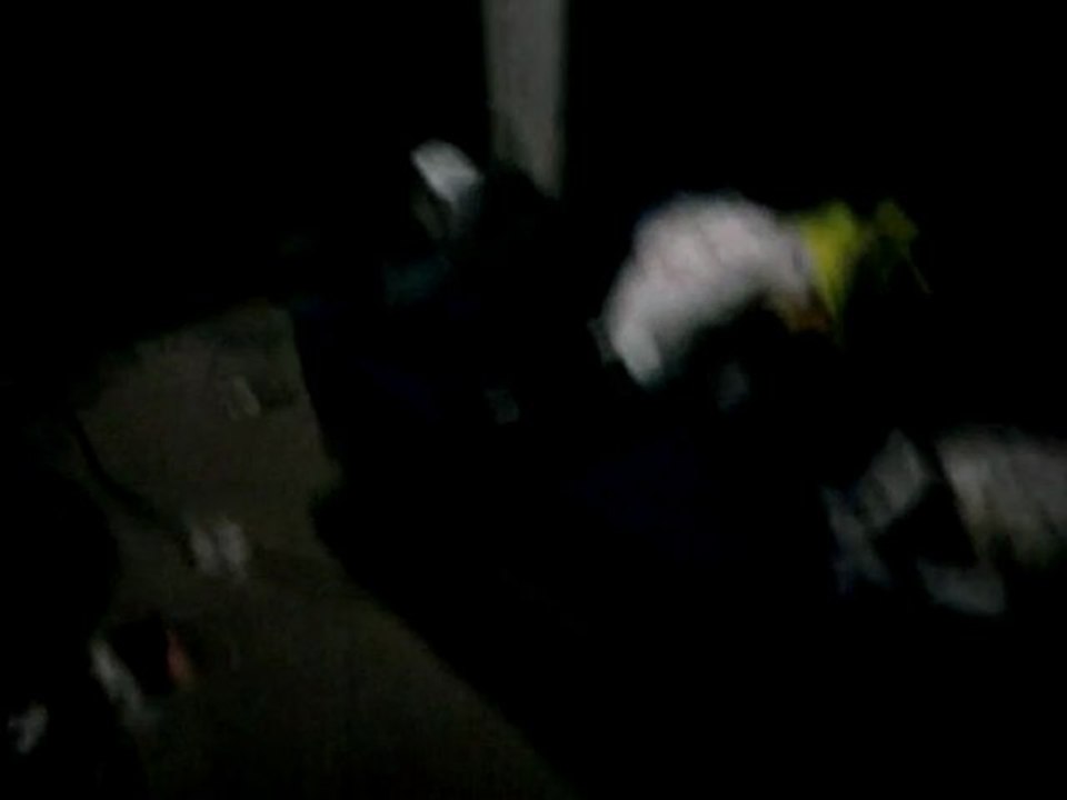 Dissembling a laptop hard disk drive seagate 120gb part 4