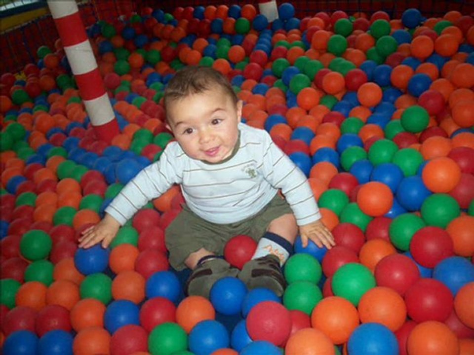 joyeux anniversaire noam 2 ans