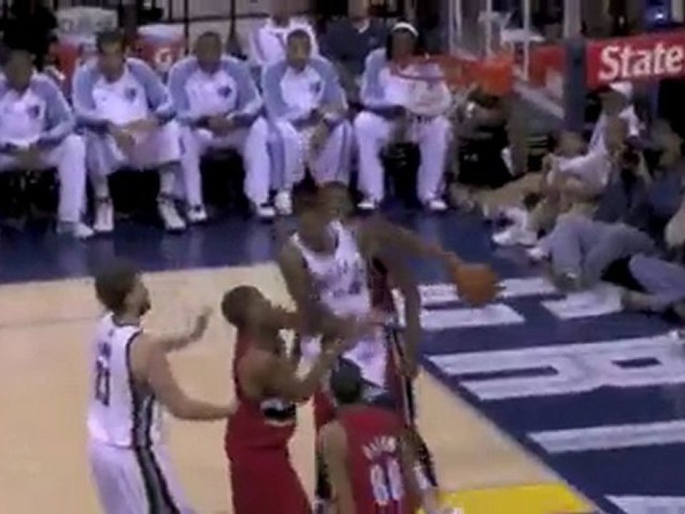 Rudy Gay throws down the one-handed dunk with authority.