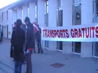 Régionales 2010 Action transports gratuits à Caen
