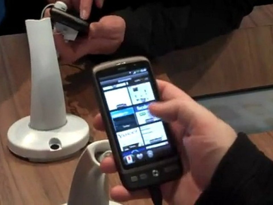 Nouveau HTC Desire présenté au MWC 2010 avec un écran OLED