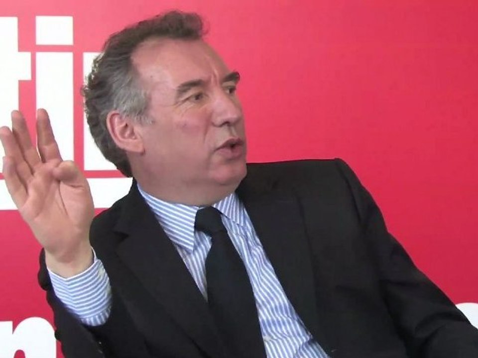François Bayrou rencontre les lecteurs de Nice Matin 1/2