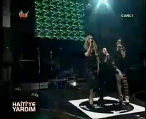 Grup Hepsi (Haiti Konseri) - Aşk Herşeyi Affedermi