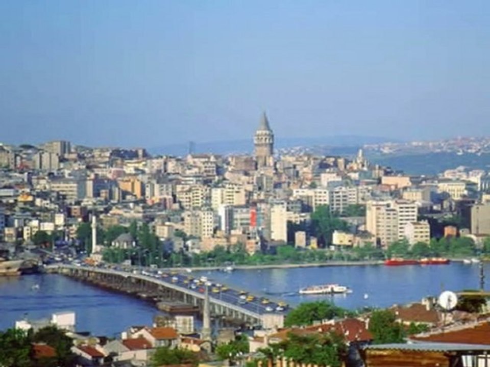 istanbula kar yagıyordu şiir