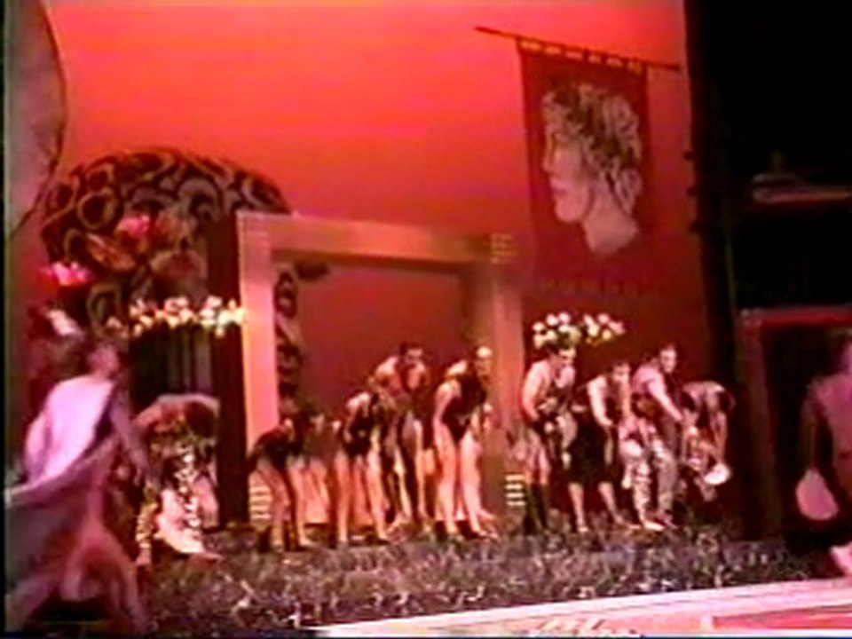 CALIGULA BACKSTAGE