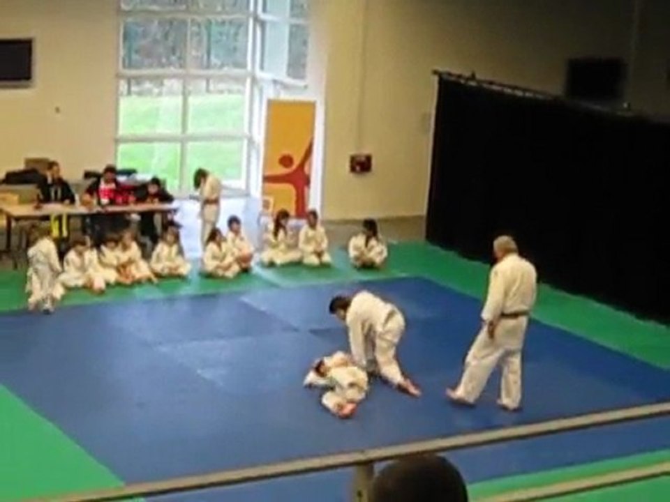 competition  debout du 28.02.10 1er combat de cali!!!