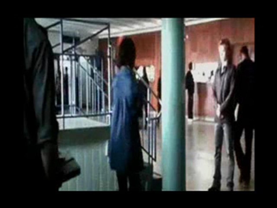 The Twilight Saga New Moon (2009) - Part 2