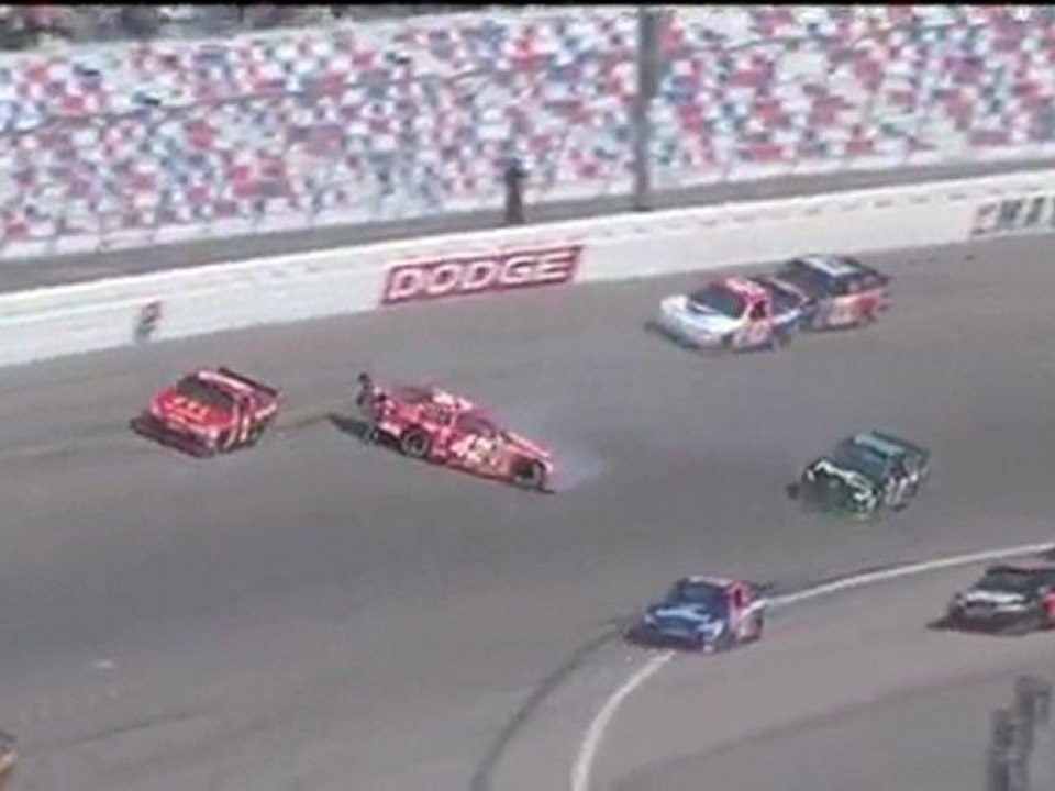 nascar las vegas crash montoya