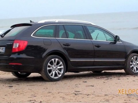 Essai Skoda Superb Combi par Auto-Buzz