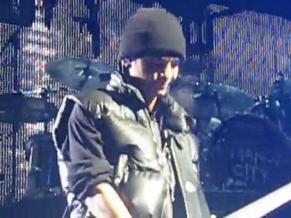 Tokio Hotel @ Bruxelles 25.02.10  Pain of Love Fin