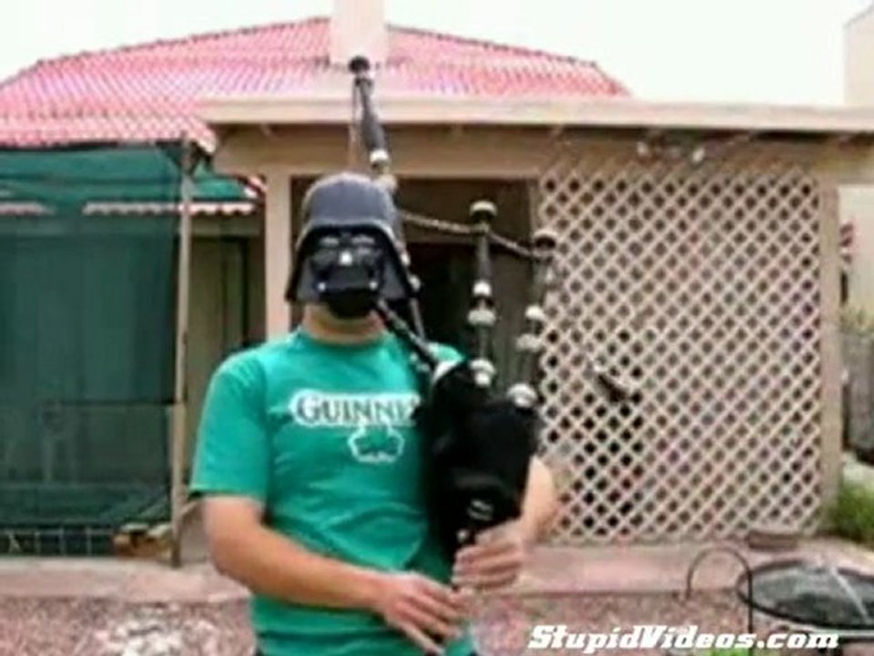 Darth Vader suona la cornamusa