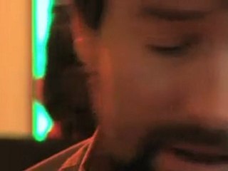 Nos amis les Terriens 2/5