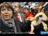 Aubry, Villepin et Le Pen auprès des vaches