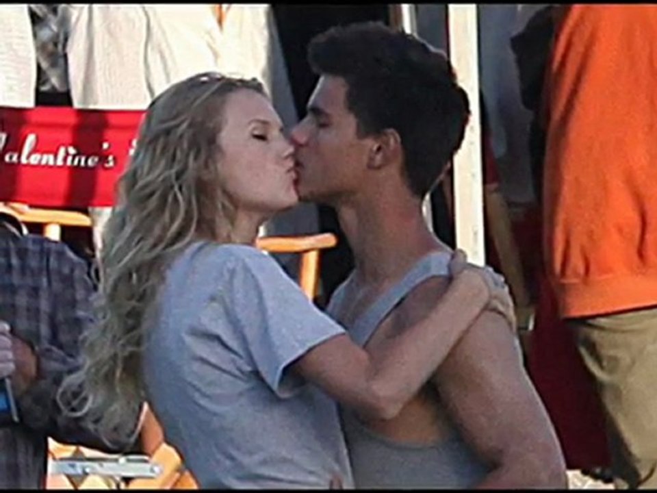Taylor lautner sous toute les coutures ^^