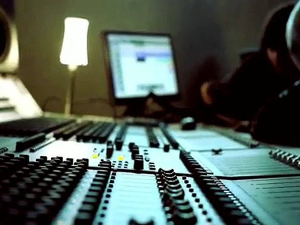 Delahoja Feat Soprano (Psy4 de la rime) (Teaser 2010)