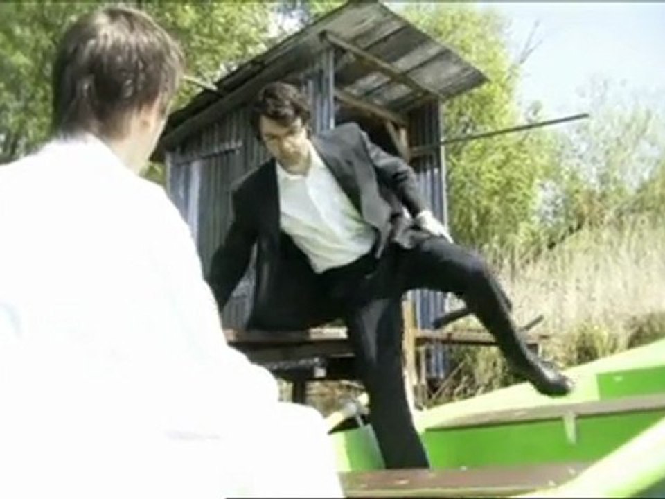 moZee - Tote Fische (offical Video)