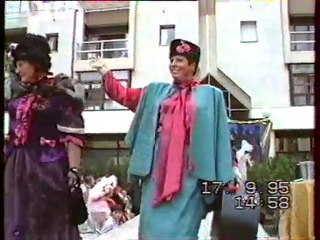 défilé 1900 à Provins en 1995