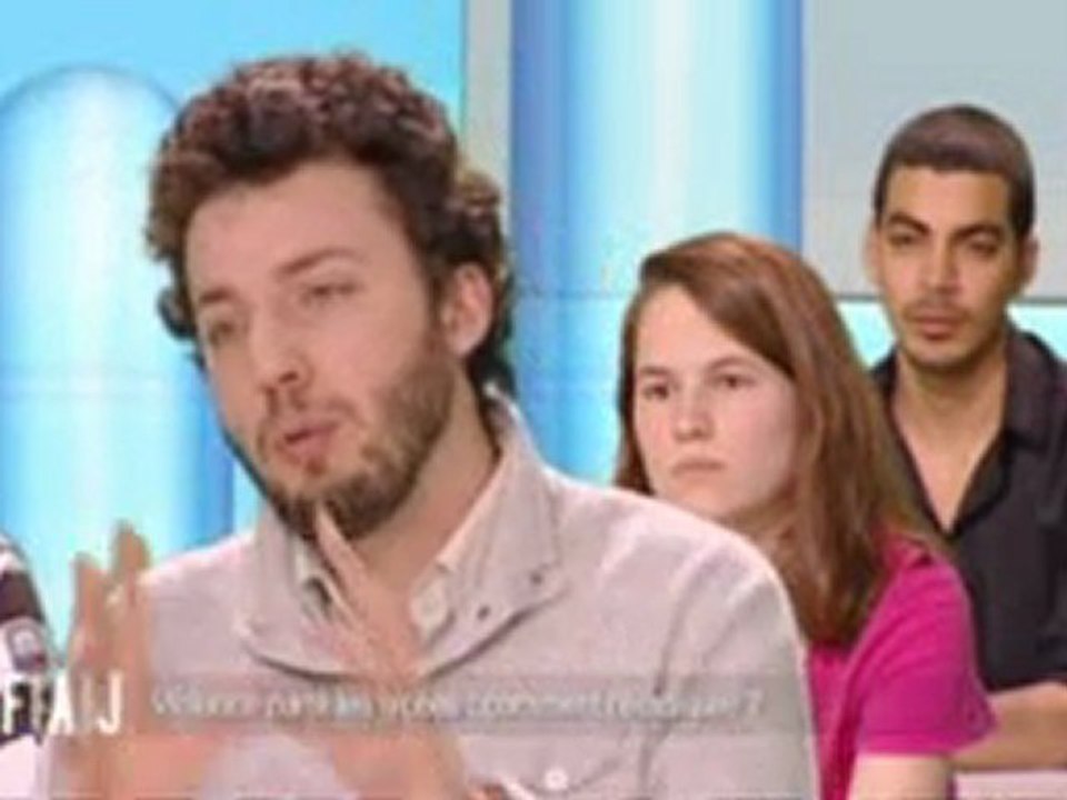 Face aux jeunes : Violence dans les lycées