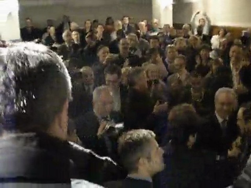 Meeting UMP au théâtre Adyar
