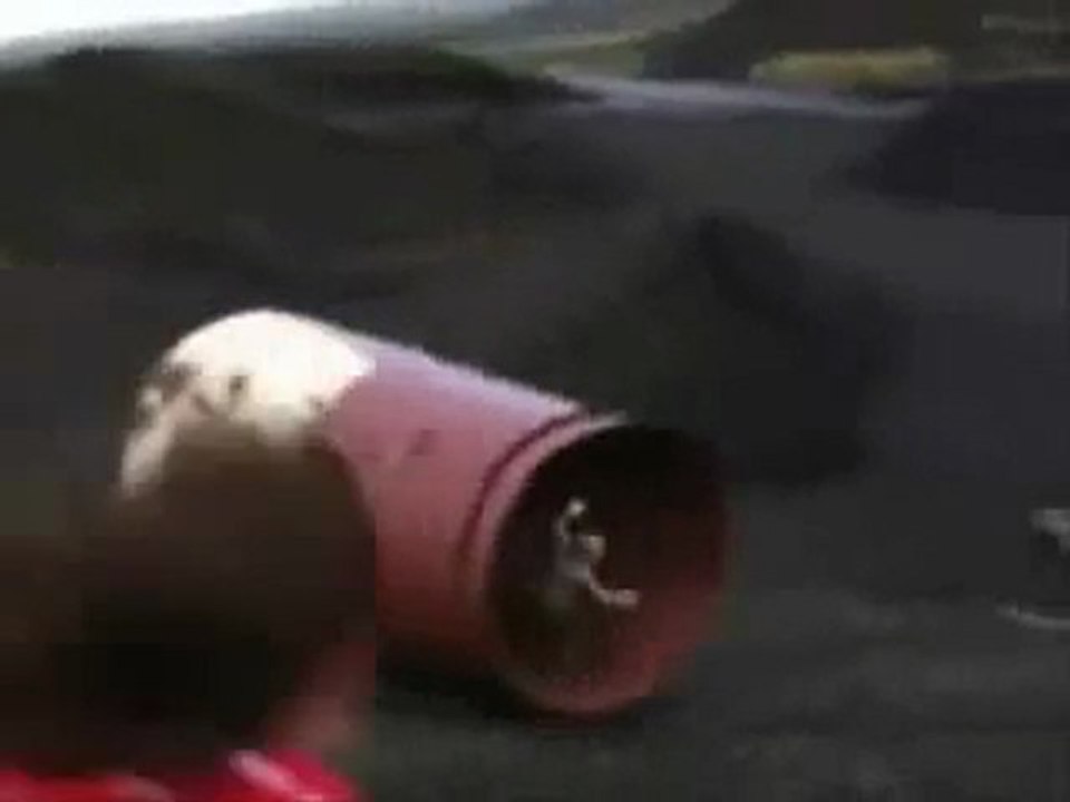Mixis.fr_Skate Dans Un Tonneau...