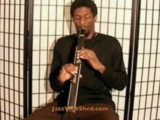 JazzWebShed: AKAI EWI 4000s Lessons/Quamon Fowler