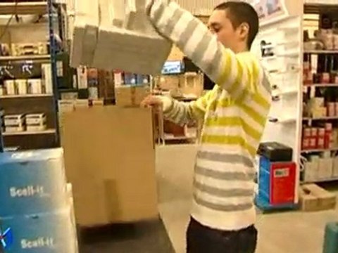 Film professionnel FOURNITURES INDUSTRIELLES DU RHÔNE, Mornant (69), Bâtiment - outillage, quincaillerie