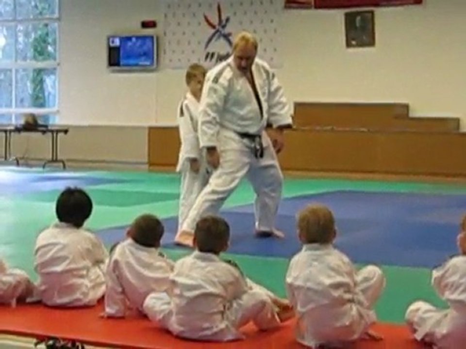 cour du 03.03.10 à forges TAI OTOSHI