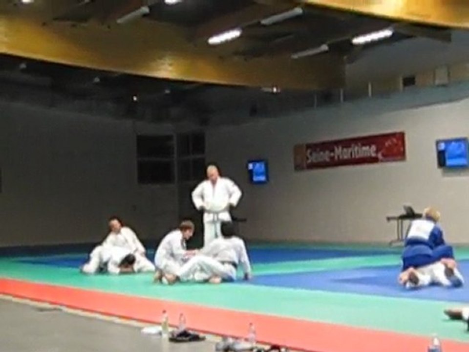 cour du 03.03.10 à forges rodrigue et cali!!!