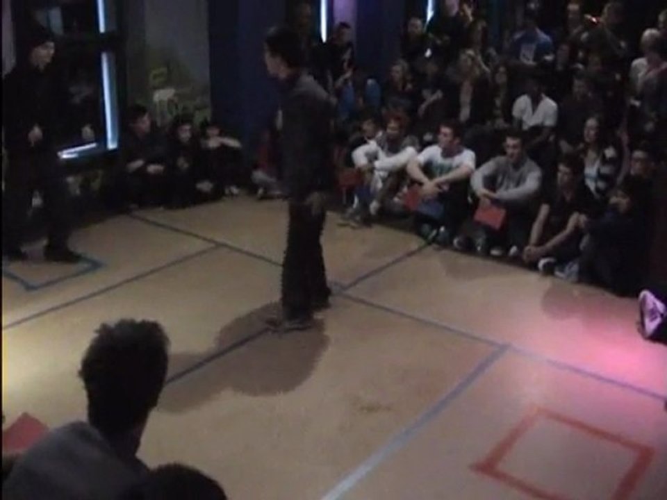 B-Boy Crack-rock vs B-Boy Twist - Attention to Detail Jam