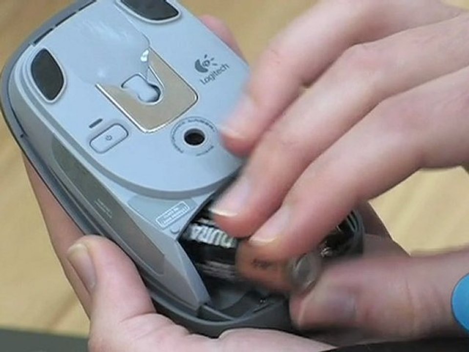 Logitech V550 Nano Cordless Laser Mouse - video Dailymotion