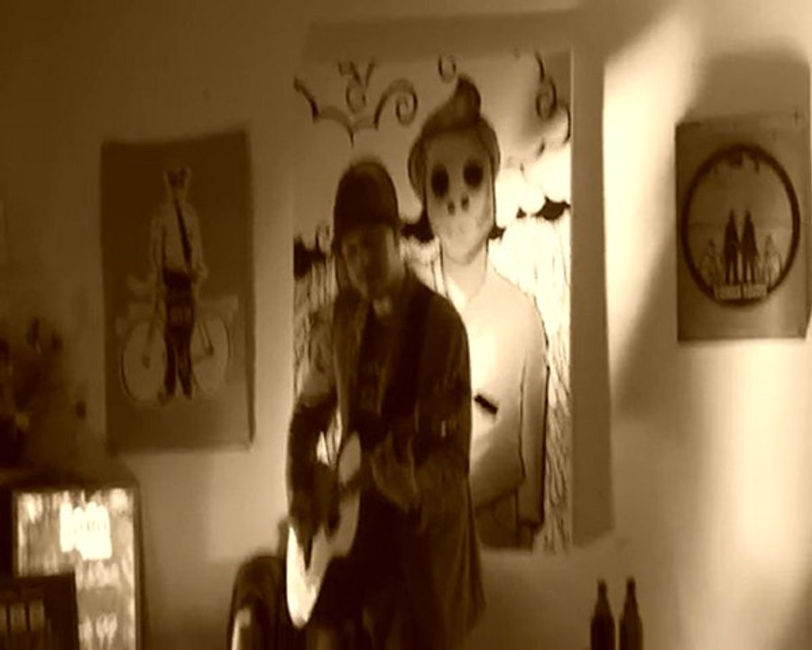 Going Home - Makrele Bar