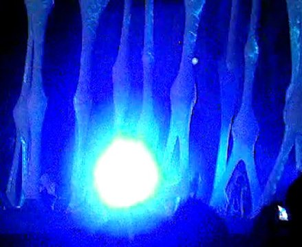 lorie entrée en scene zenith de lille