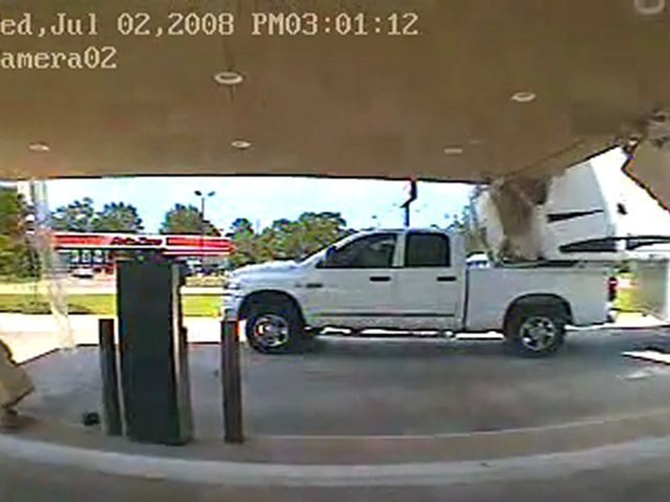 station service HS à cause d'un américain