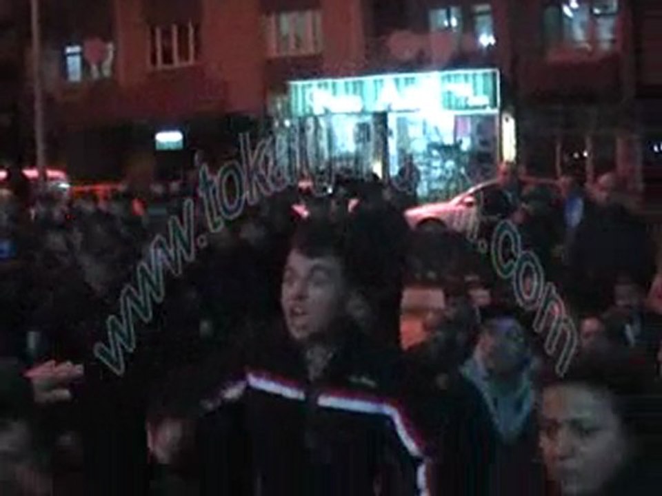 TEKEL İŞÇİLERİ ŞÜKRÜ AYALAN PROTESTO