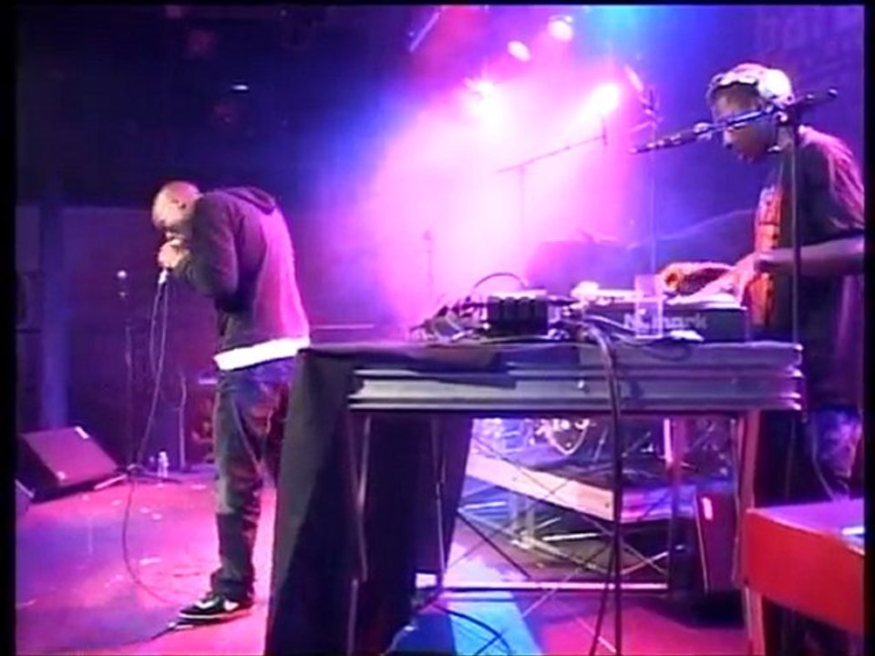 Catre Blance Oxmo Puccino centre Fleury Tedy Blow 2008