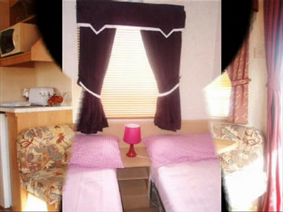Caravan to rent on Golden Palm Resort