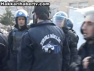 Hakkari'de basın açıklaması sonrası olaylar çıktı