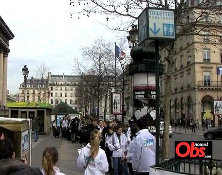 Toilettes: la plus longue file d'attente!