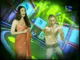 IIFA AWARD _RED CARPET_- 6TH mARCH 2010 PART1