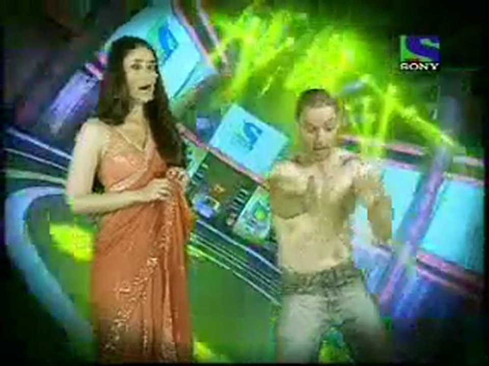 IIFA AWARD _RED CARPET_- 6TH mARCH 2010 PART1