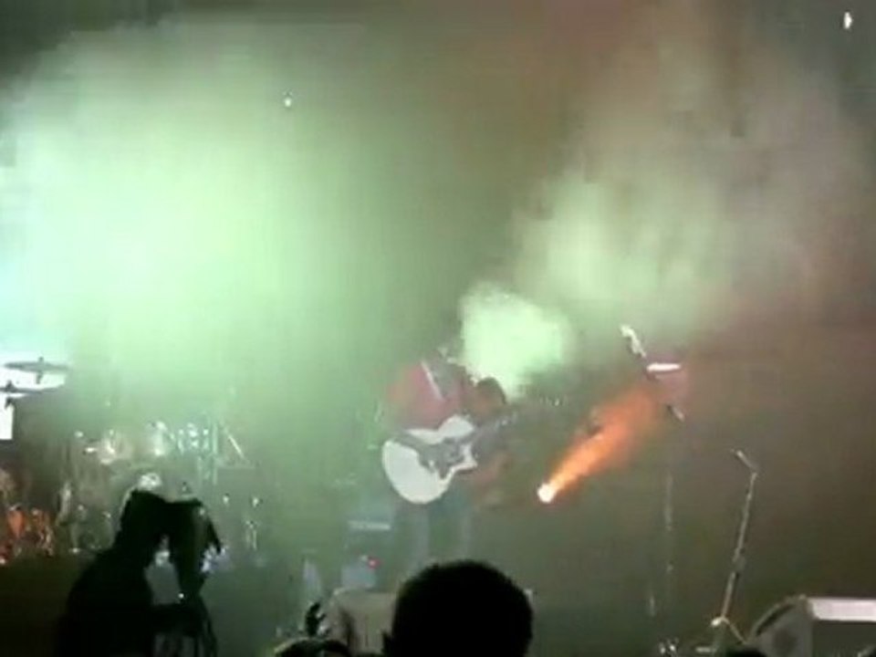 Ayo Pause Guitare 10 juillet 2009