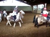 spectacle pr le carnaval par les enfants du poney club