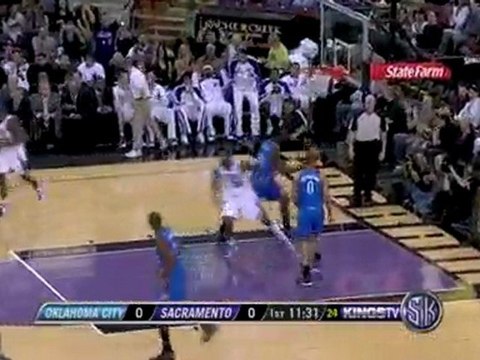 Spencer Hawes sets up Donte Greene with a perfect alley-oop